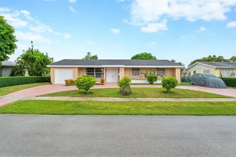 15821 SW 100th Court Miami FL 33157