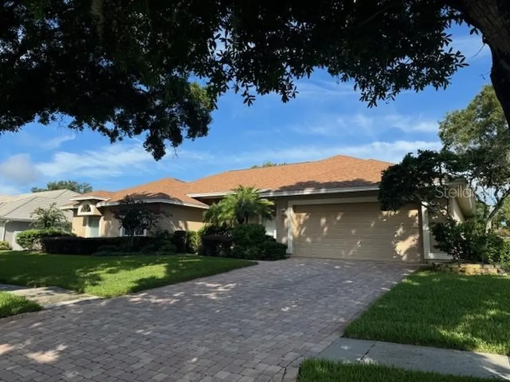 5118 Rolling Fairway Drive Valrico FL 33596