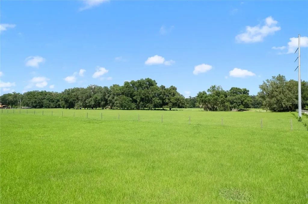 Cr 552 Bushnell FL 33513