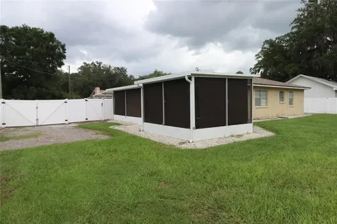 1501 E Spencer Street Plant City FL 33563