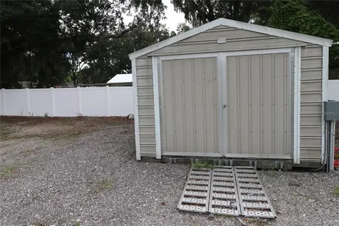 1501 E Spencer Street Plant City FL 33563