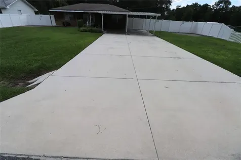 1501 E Spencer Street Plant City FL 33563
