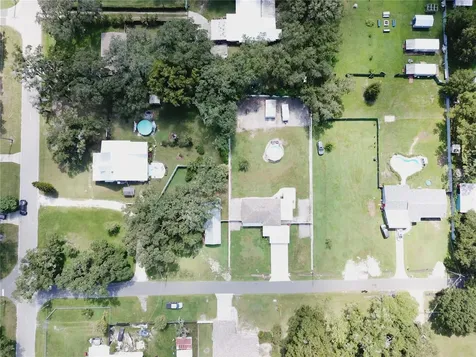 1501 E Spencer Street Plant City FL 33563