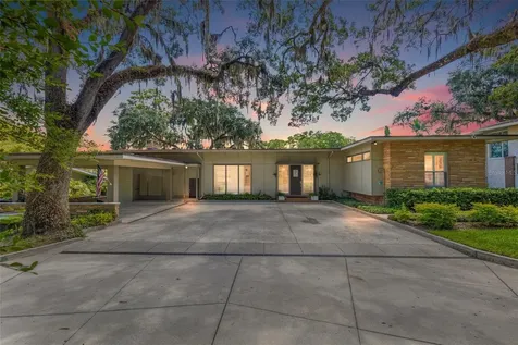 621 S Riverhills Drive Temple Terrace FL 33617