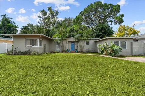 6368 7th Avenue N St Petersburg FL 33710