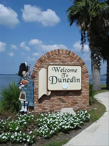 428 Highland Court Dunedin FL 34698