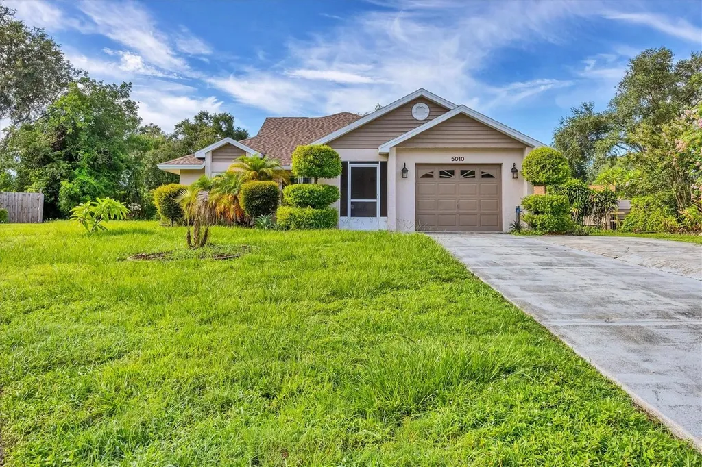5010 Preston Way Sarasota FL 34232