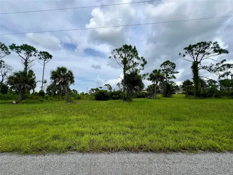 30 Mate Circle Placida FL 33946