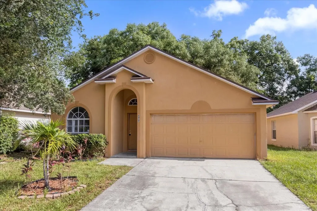 6459 Redwood Oaks Drive Orlando FL 32818