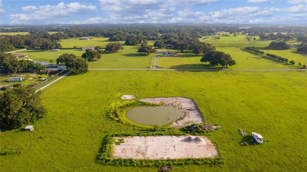 2425 Cr 546a Bushnell FL 33513