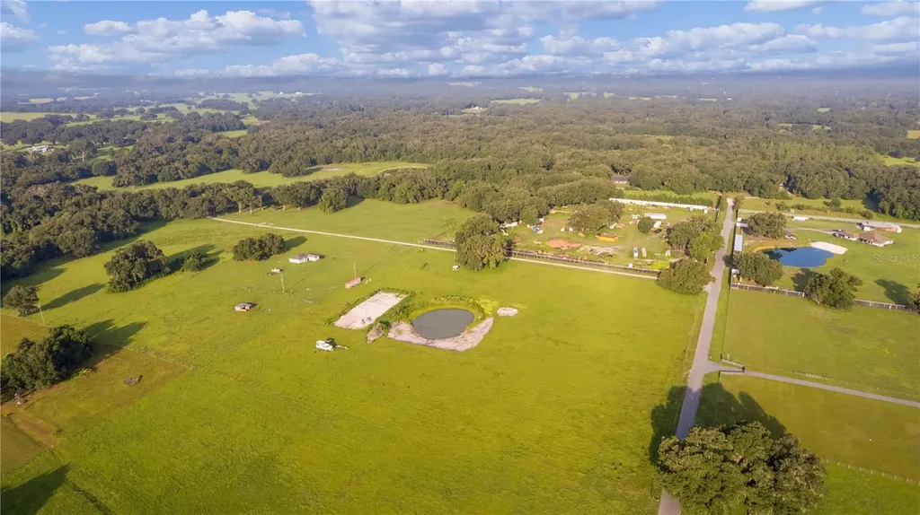 2425 Cr 546a Bushnell FL 33513
