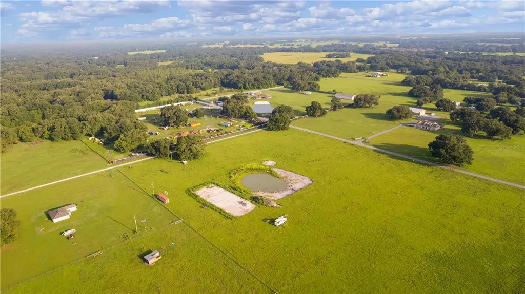 2425 Cr 546a Bushnell FL 33513