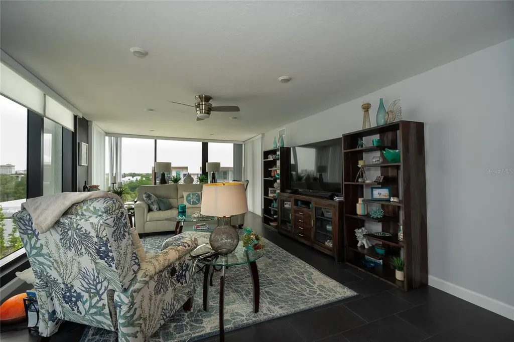 707 S Gulfstream Avenue Sarasota FL 34236