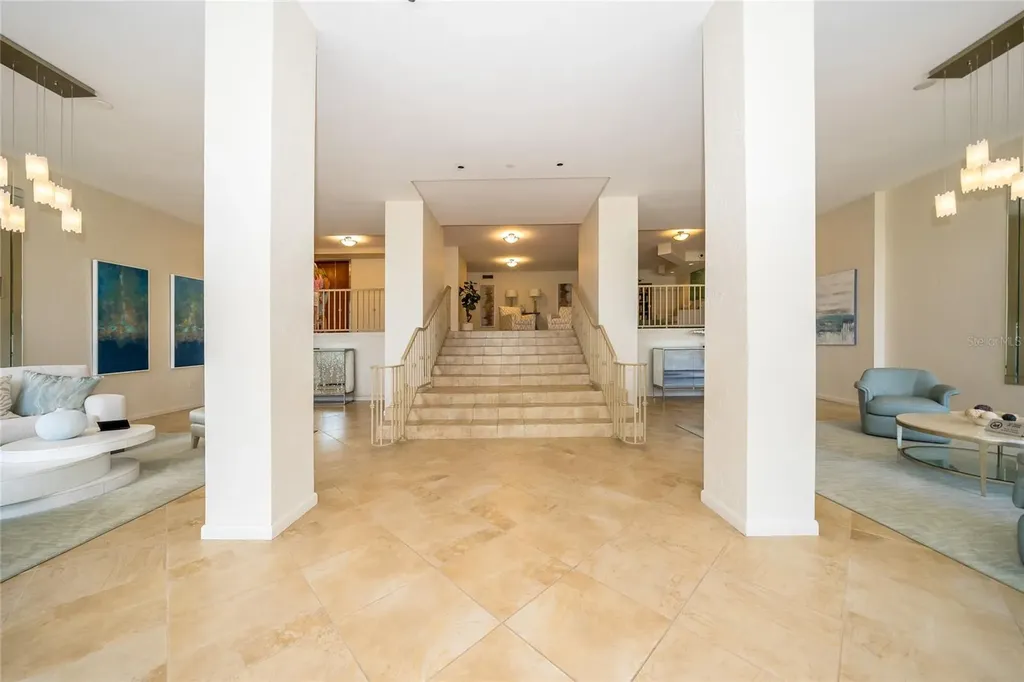 707 S Gulfstream Avenue Sarasota FL 34236