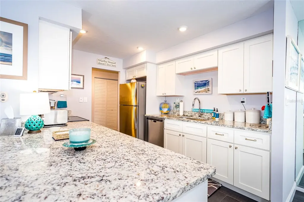 707 S Gulfstream Avenue Sarasota FL 34236