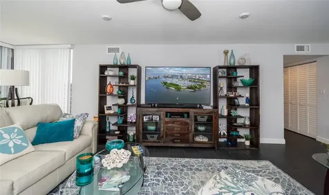 707 S Gulfstream Avenue Sarasota FL 34236