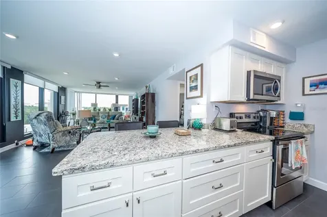 707 S Gulfstream Avenue Sarasota FL 34236