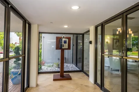 707 S Gulfstream Avenue Sarasota FL 34236