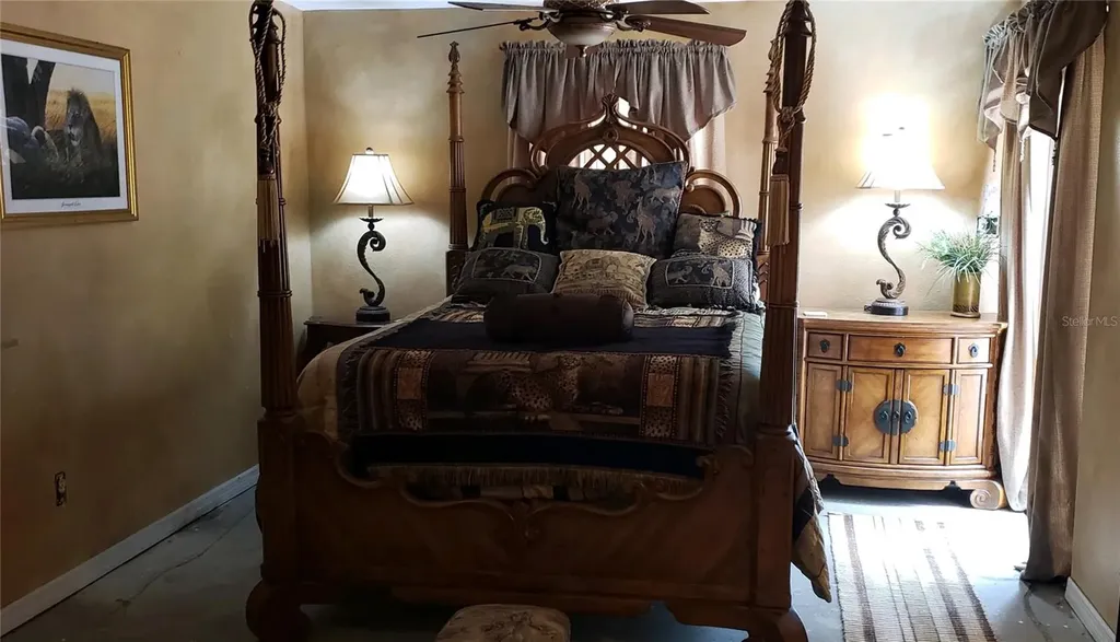 8665 Mockingbird Lane Seminole FL 33777