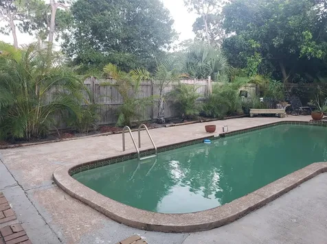 8665 Mockingbird Lane Seminole FL 33777