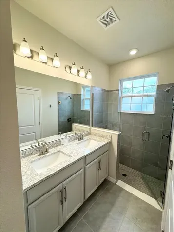 5261 Neil Drive St Petersburg FL 33714