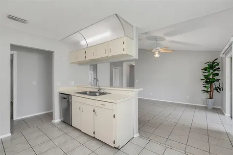 20713 Melville Street Orlando FL 32833