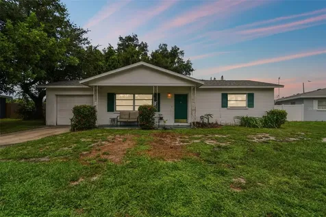 752 Melody Lane Bradenton FL 34207