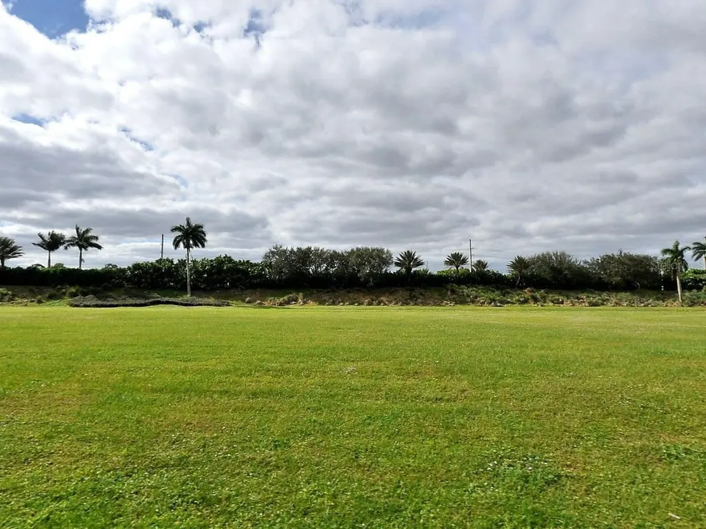 109 SE Rio Siena Port Saint Lucie FL 34984
