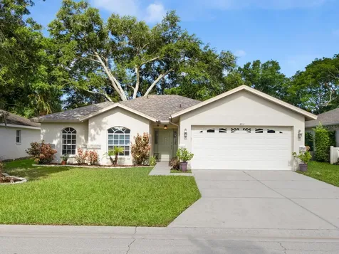 2717 Feiffer Circle Sarasota FL 34235