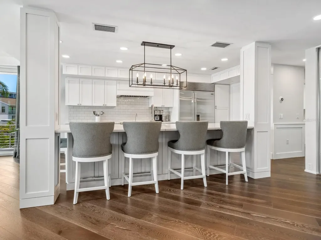 5727 Riegels Point Road Sarasota FL 34242