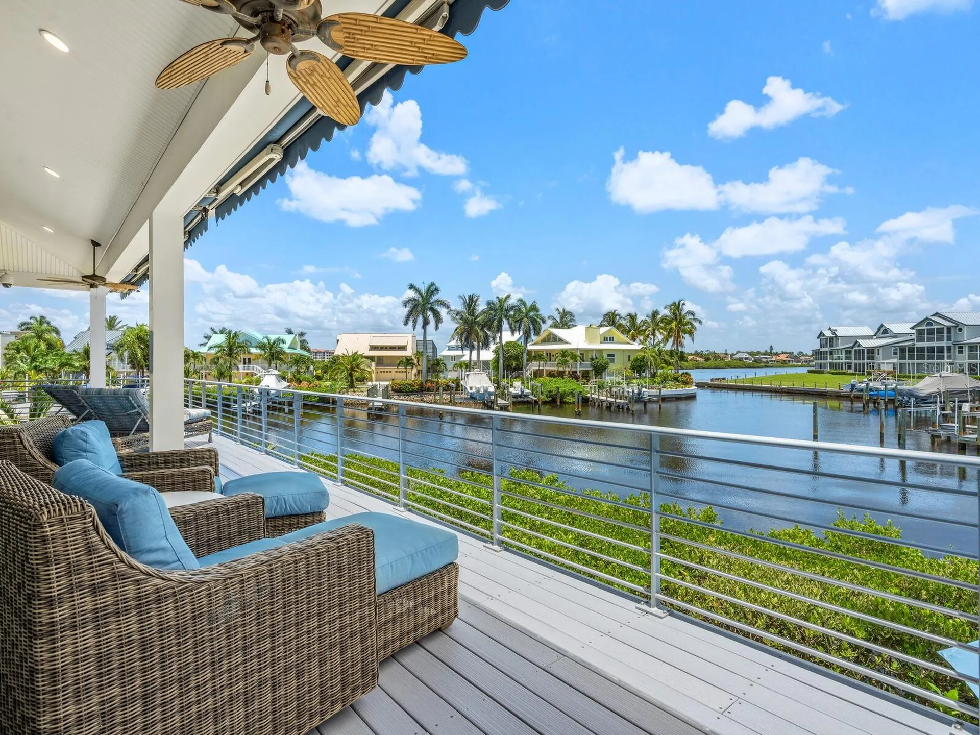5727 Riegels Point Road Sarasota FL 34242