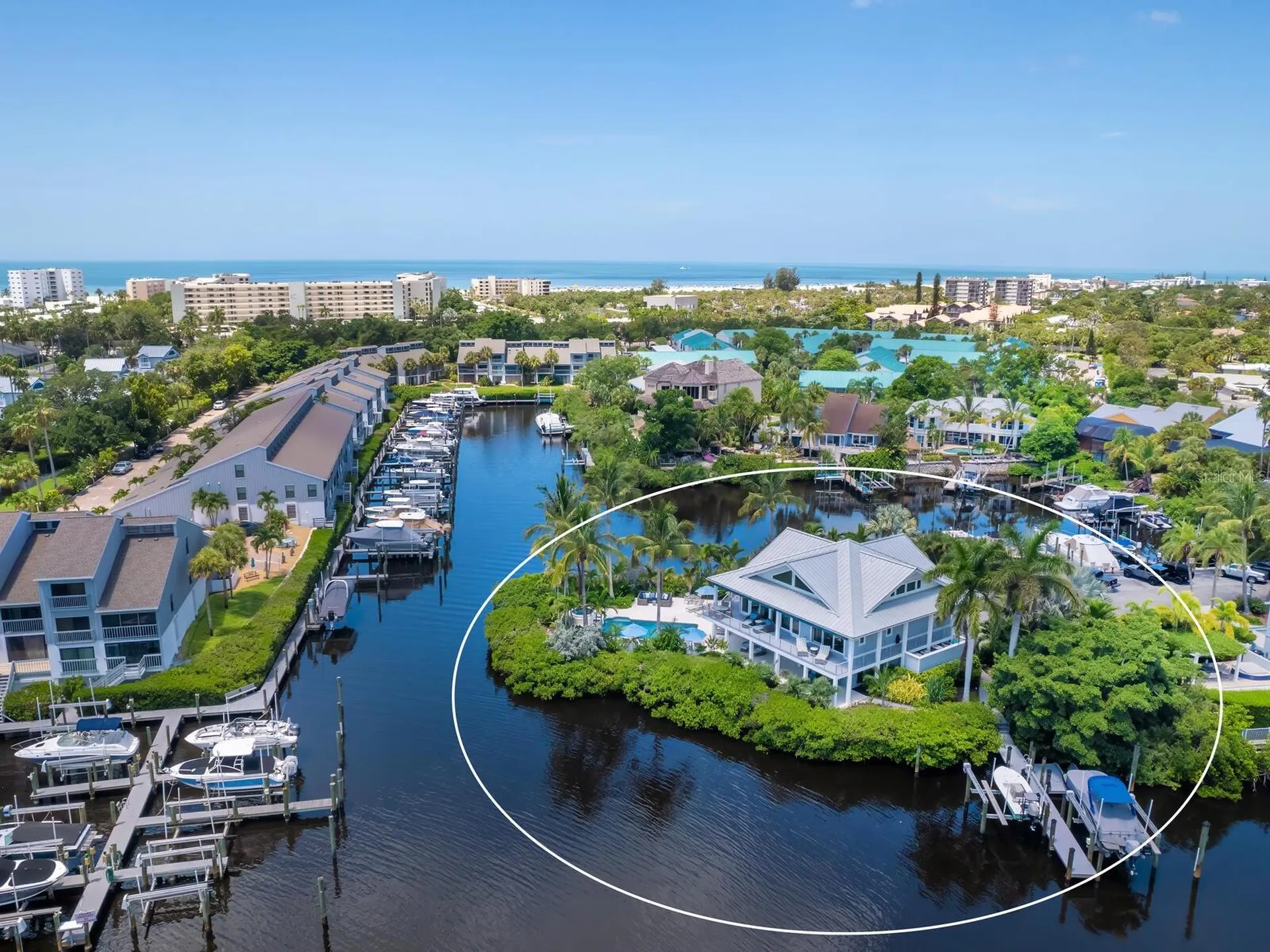 5727 Riegels Point Road Sarasota FL 34242
