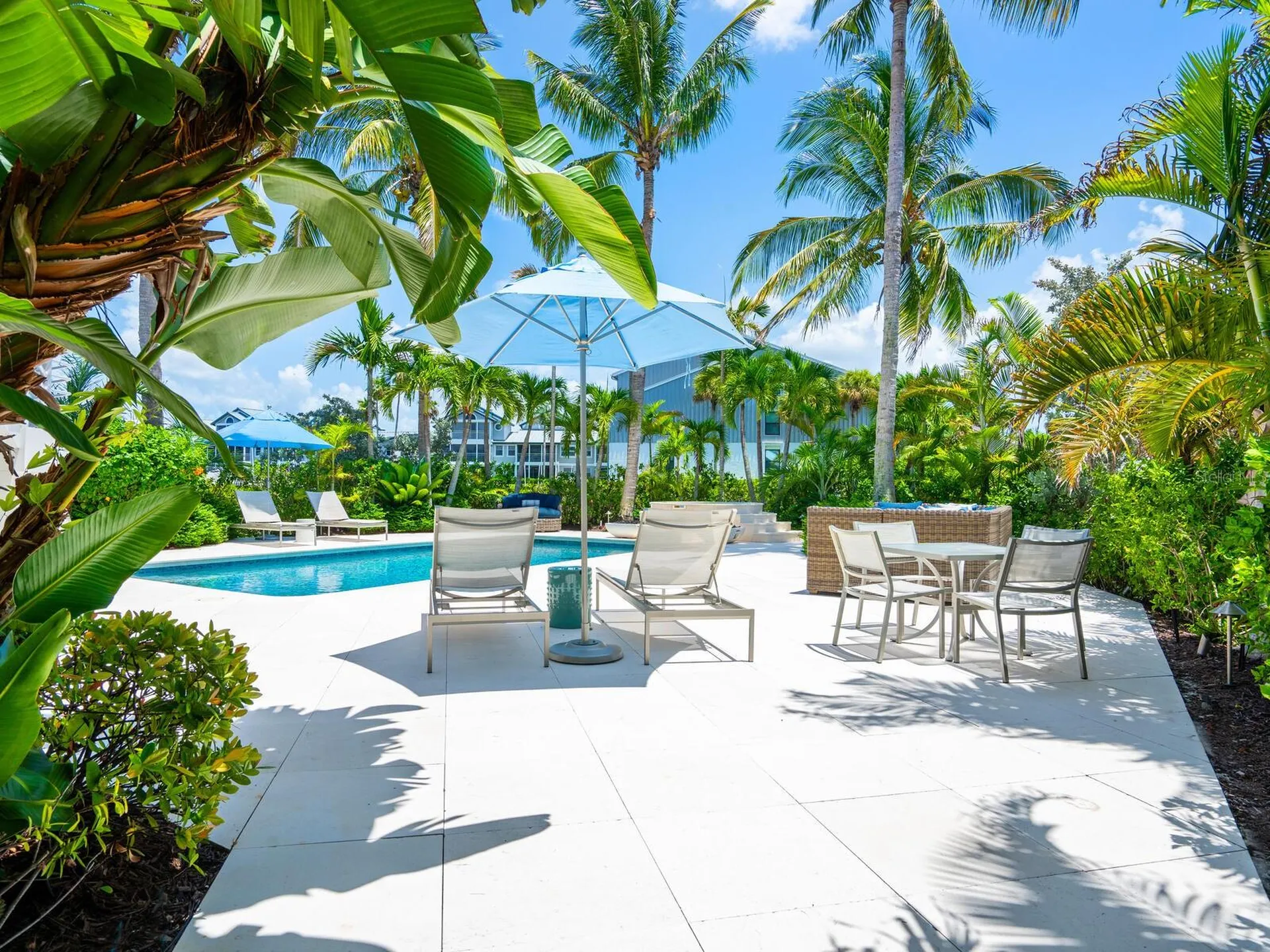 5727 Riegels Point Road Sarasota FL 34242