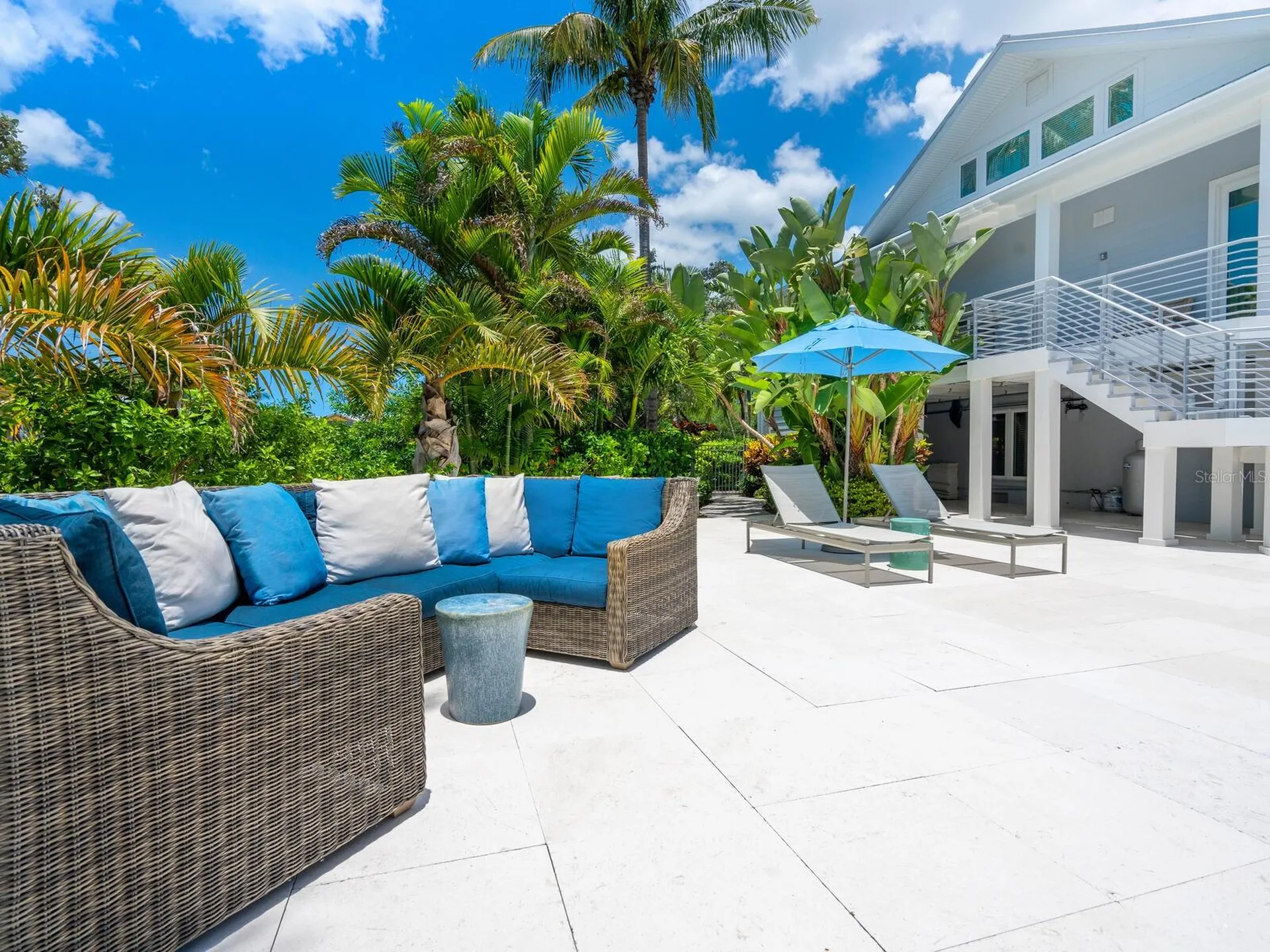 5727 Riegels Point Road Sarasota FL 34242