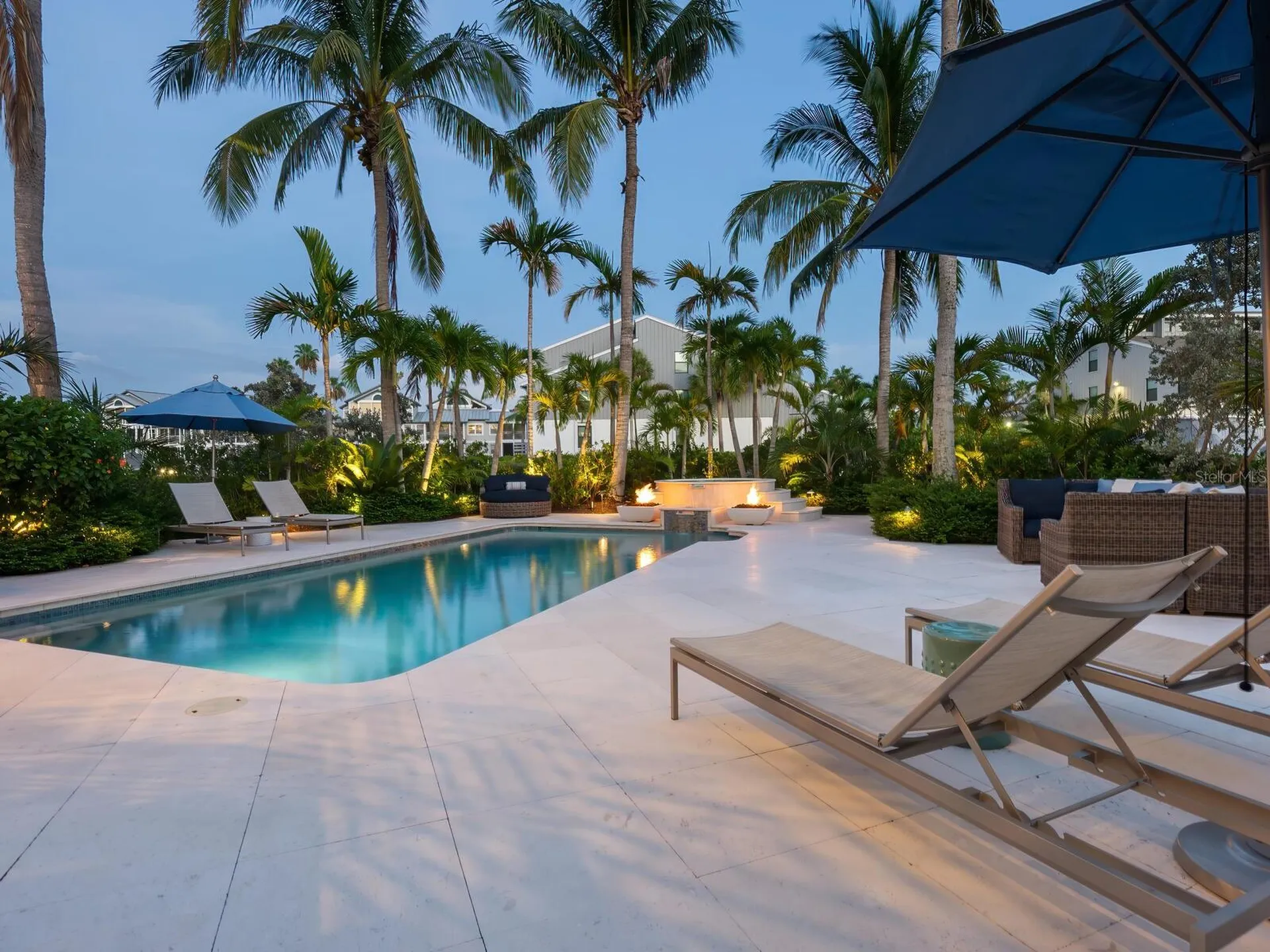 5727 Riegels Point Road Sarasota FL 34242