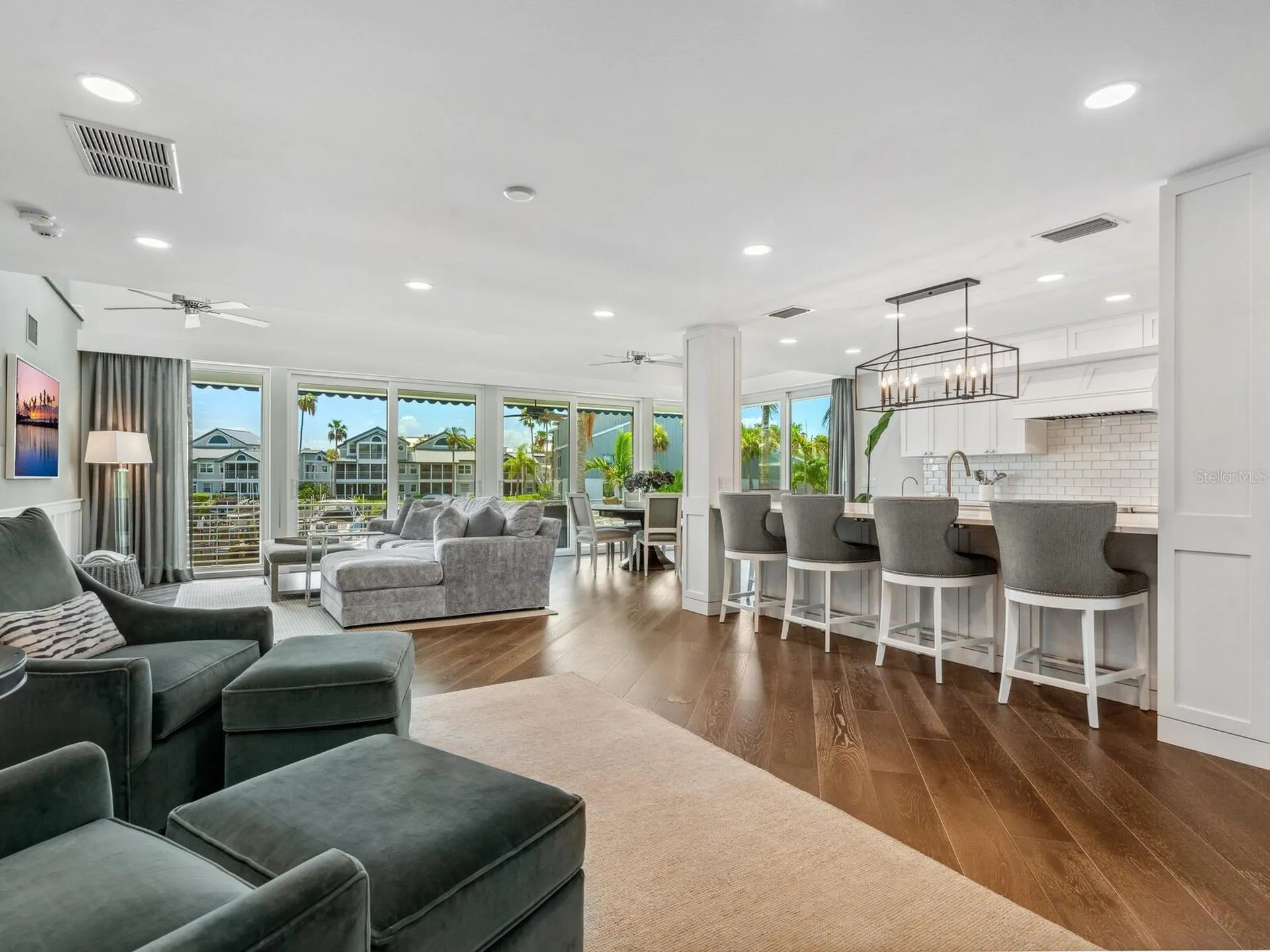 5727 Riegels Point Road Sarasota FL 34242