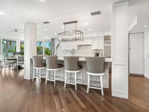 5727 Riegels Point Road Sarasota FL 34242