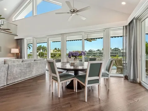 5727 Riegels Point Road Sarasota FL 34242