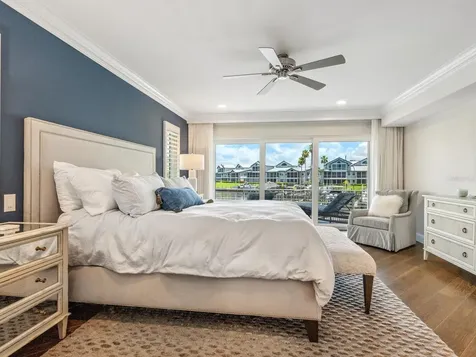 5727 Riegels Point Road Sarasota FL 34242