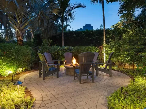5727 Riegels Point Road Sarasota FL 34242