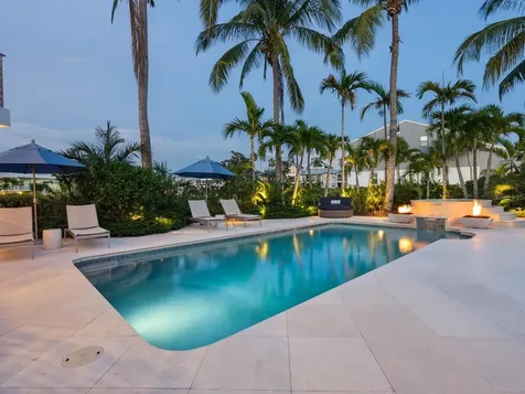 5727 Riegels Point Road Sarasota FL 34242
