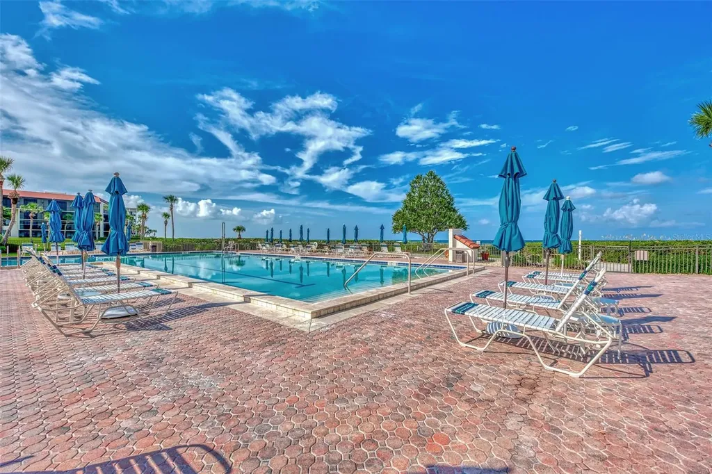 1945 Gulf Of Mexico Drive Longboat Key FL 34228