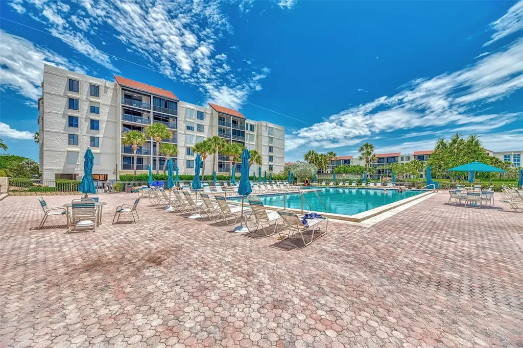 1945 Gulf Of Mexico Drive Longboat Key FL 34228
