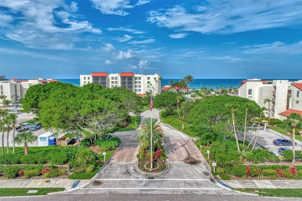 1945 Gulf Of Mexico Drive Longboat Key FL 34228