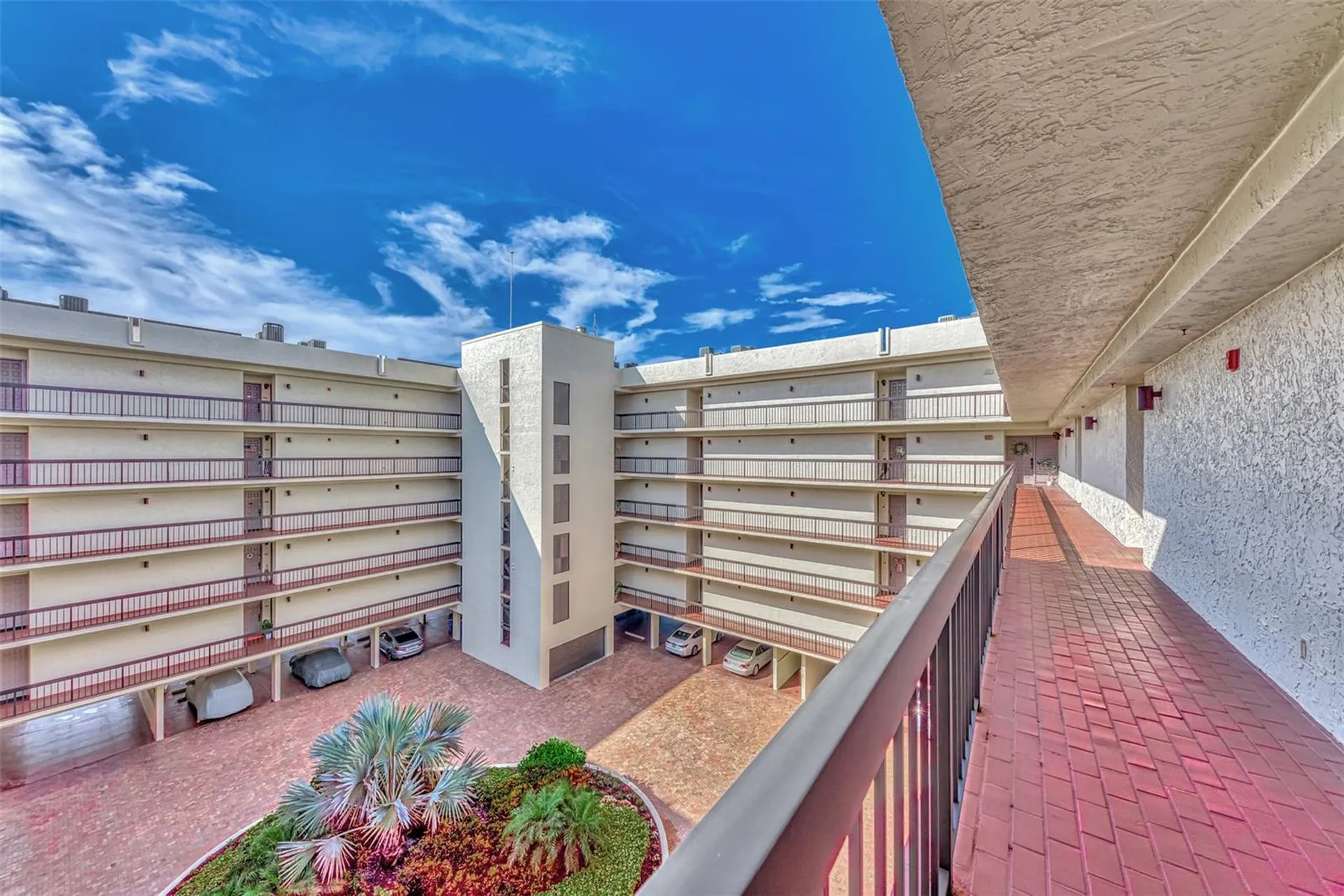 1945 Gulf Of Mexico Drive Longboat Key FL 34228