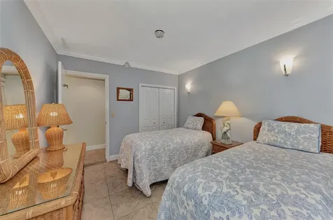 1945 Gulf Of Mexico Drive Longboat Key FL 34228
