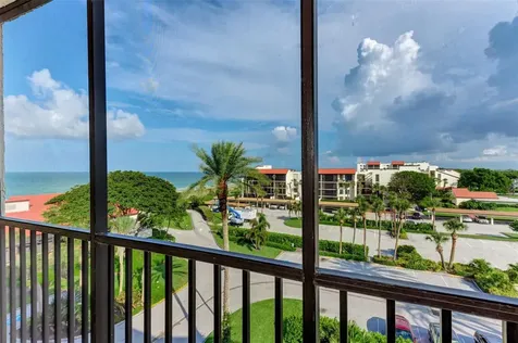 1945 Gulf Of Mexico Drive Longboat Key FL 34228