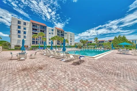 1945 Gulf Of Mexico Drive Longboat Key FL 34228
