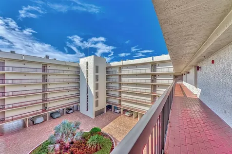1945 Gulf Of Mexico Drive Longboat Key FL 34228