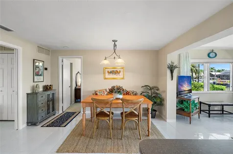 1449 49th Avenue NE St Petersburg FL 33703